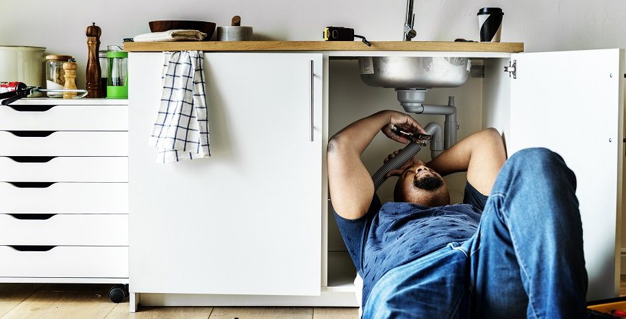 4 Steps to Find the Right Plumber during an Emergency